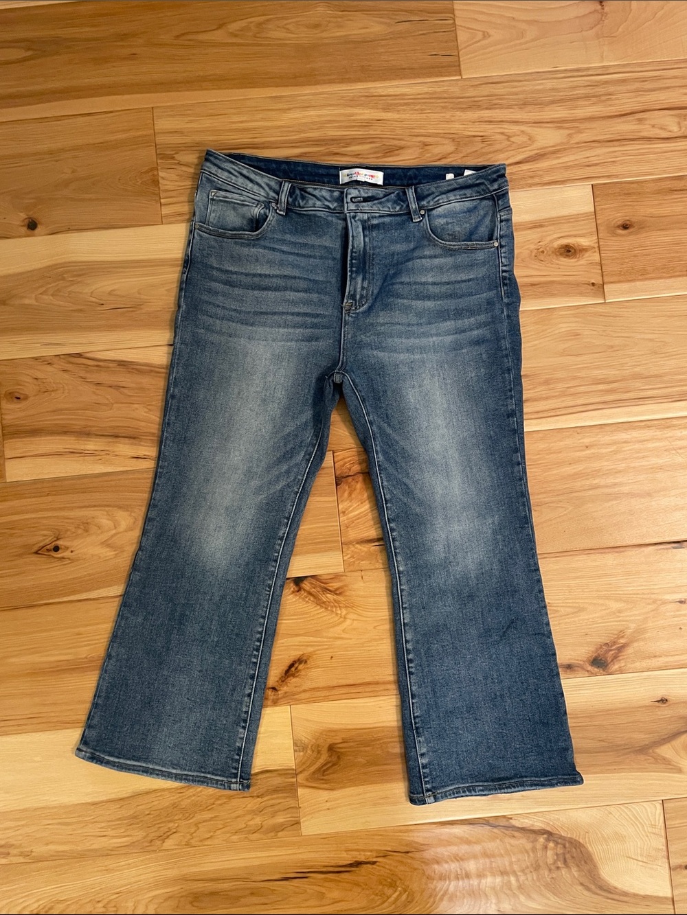 Women's Mid-Rise Blue Denim Flare Cropped Jeans